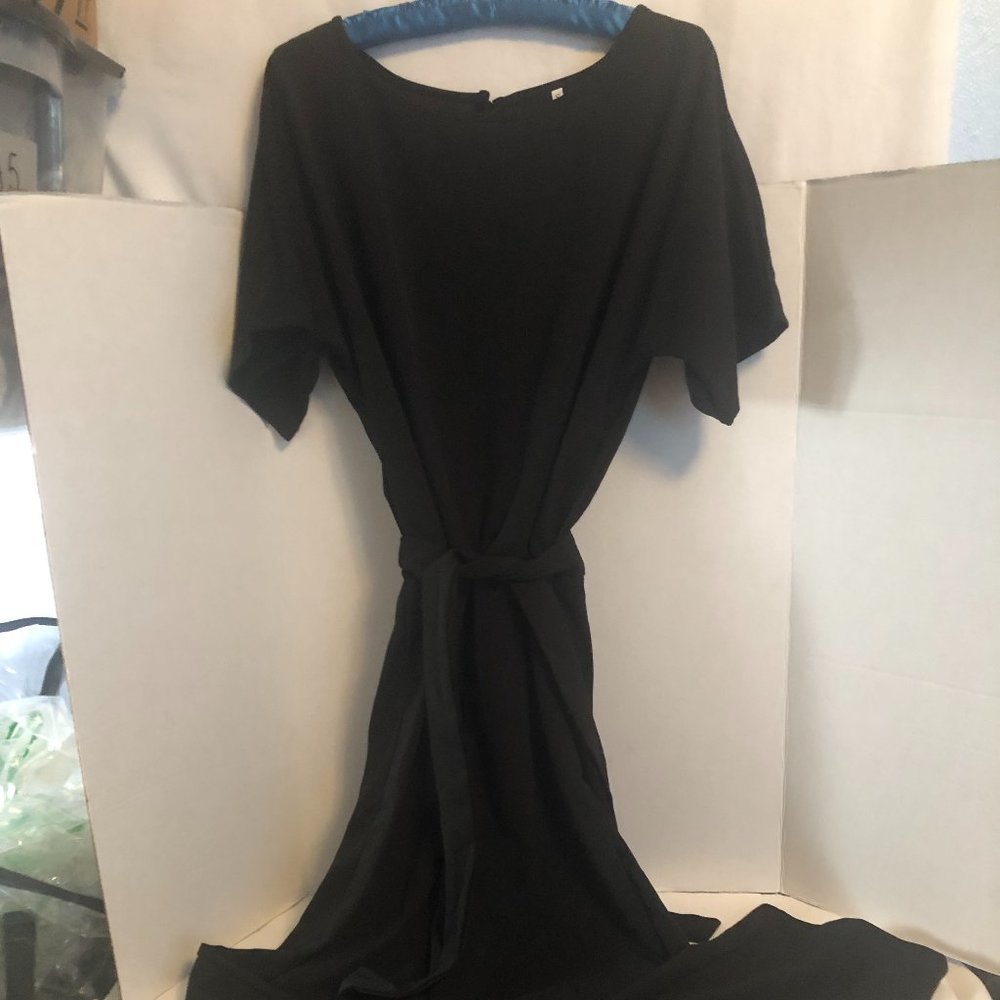 New Black Jumpsuit Long Pants Short Bat Wing Sleeve Sz Small NWOT J-ony